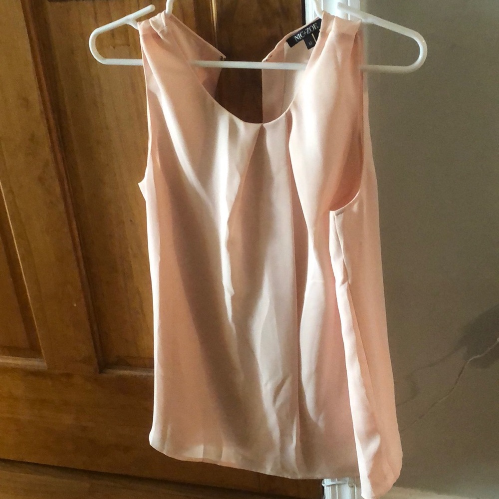 Gorgeous, dusty pink Nic+Zoe blouse